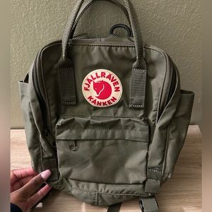 Fjallraven kanken backpack